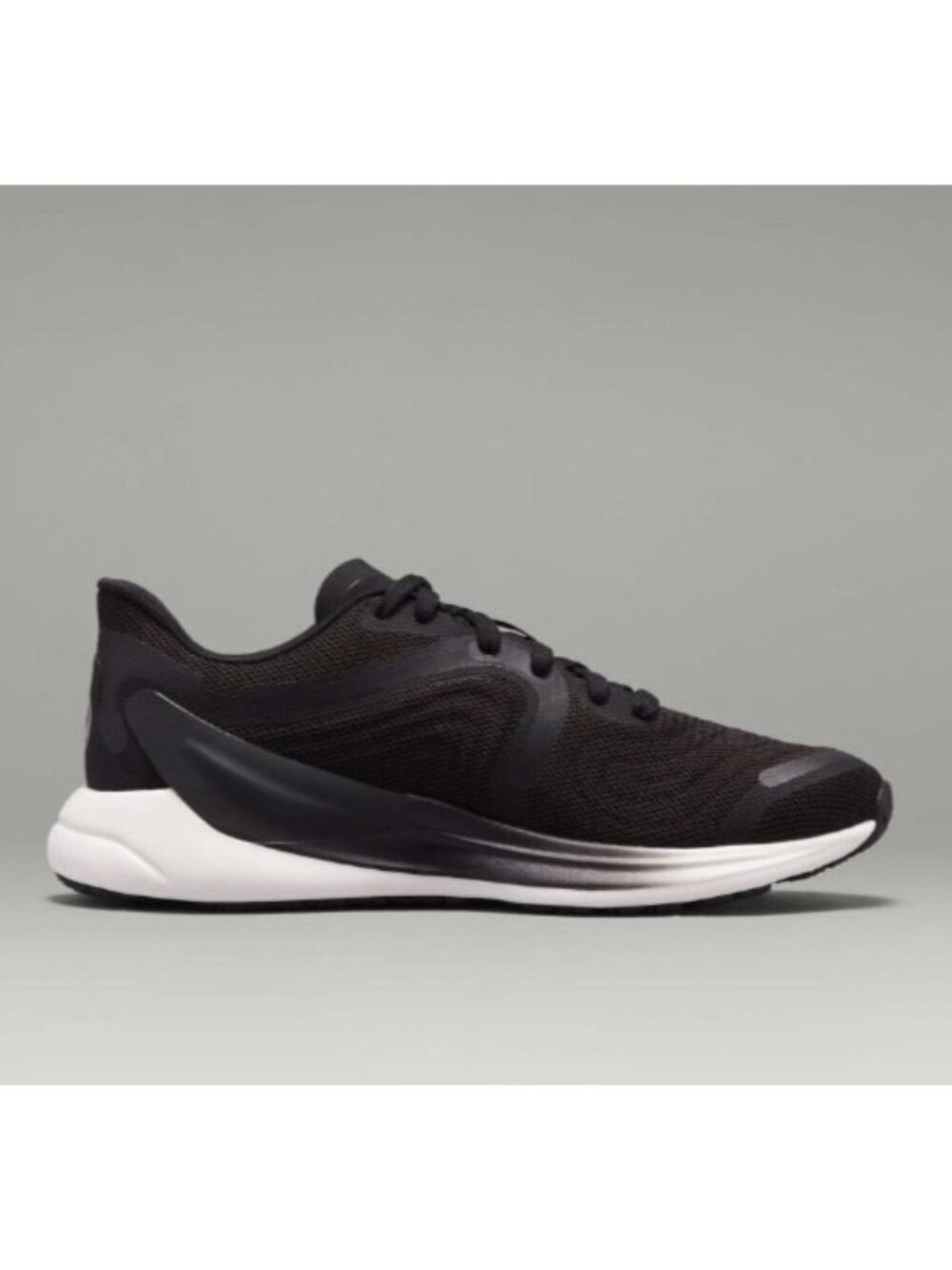 Lululemon Blissfeel Run Sneakers Women’s 8.5 Black White Running Athletic Shoes